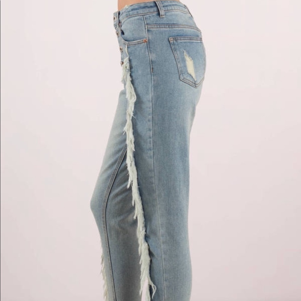 LAST CHANCE✨ Frayed High Waist Denim Fringe Jeans - Picture 3 of 4